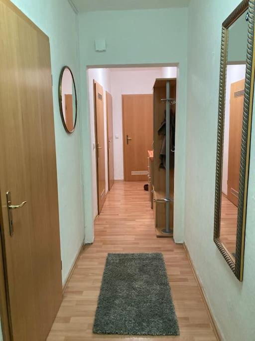 Toll Apartment Am Rhein Netflix Internet 1000 Mbits, Free Parking Duisburg Exteriér fotografie